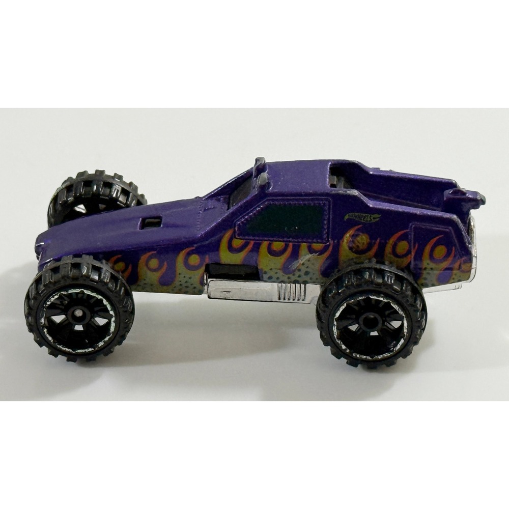 Hot Wheels Sand Stinger Kids 1:64 Purple Flame Decal Off-Road Buggy Toy Car - Picture 1 of 6